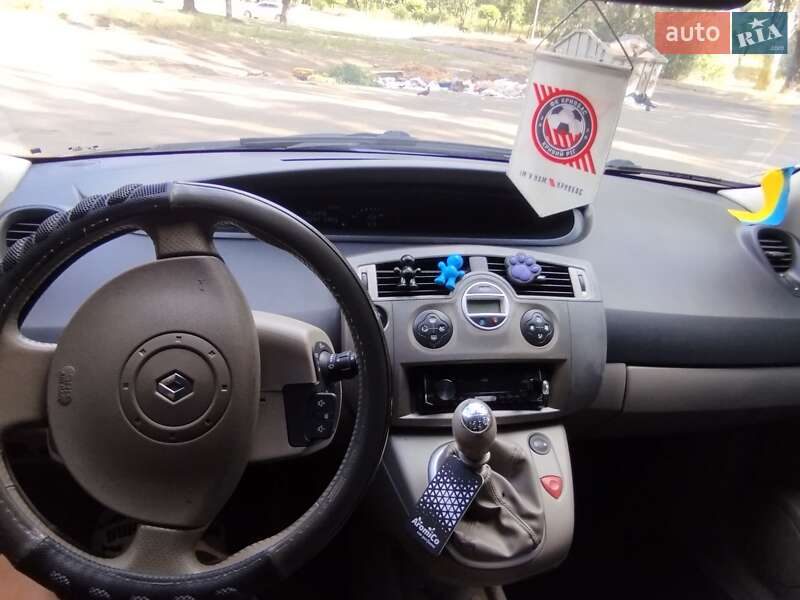 Мінівен Renault Grand Scenic 2004 в Кривому Розі фото 3 Мінівен Renault Grand Scenic 2004 в Кривому Розі
