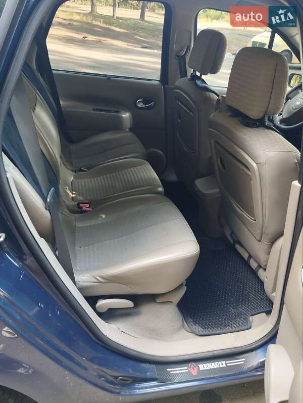 Мінівен Renault Grand Scenic 2004 в Кривому Розі фото 33 Мінівен Renault Grand Scenic 2004 в Кривому Розі