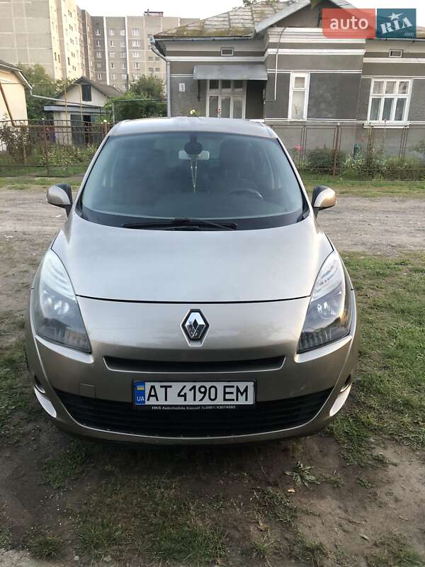 Renault Grand Scenic 2009