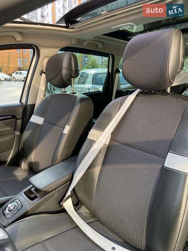 Мінівен Renault Grand Scenic 2013 в Івано-Франківську