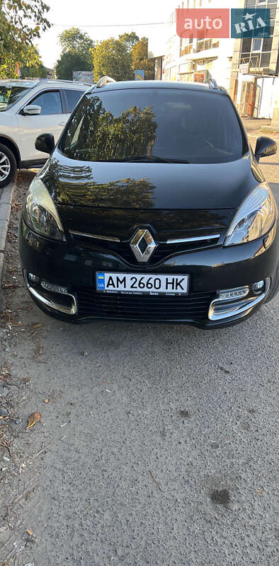 Renault Grand Scenic 2013