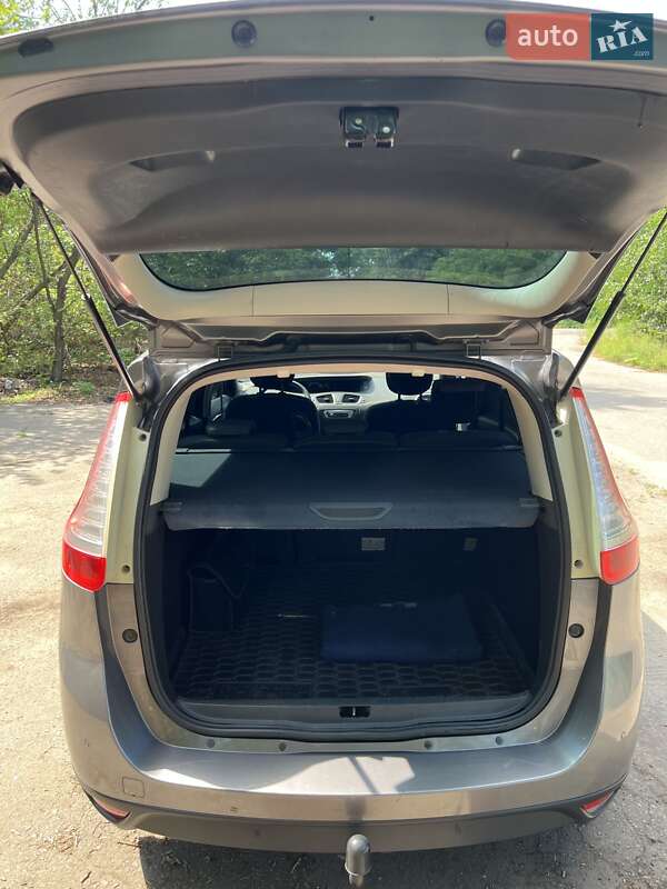 Минивэн Renault Grand Scenic 2012 в Кременчуге
