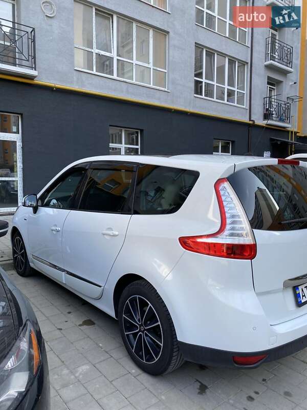 Мінівен Renault Grand Scenic 2013 в Івано-Франківську