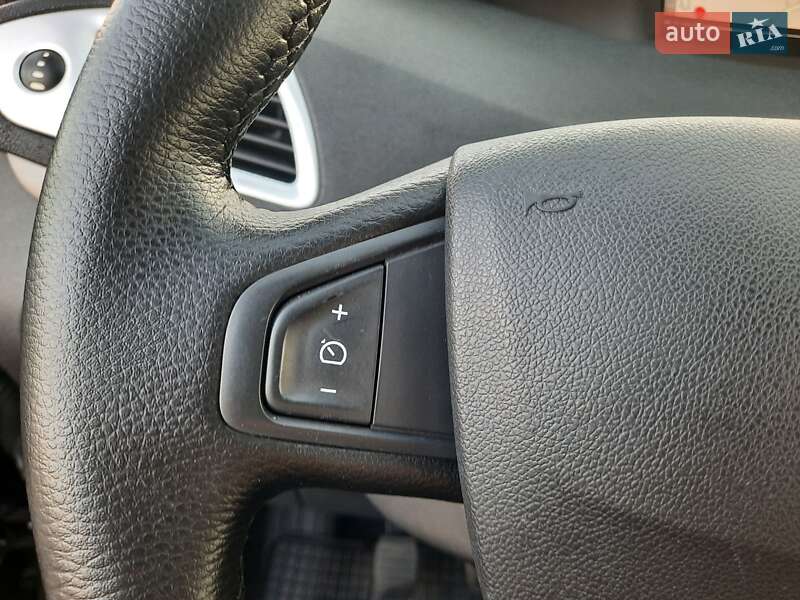 Мінівен Renault Grand Scenic 2011 в Полтаві