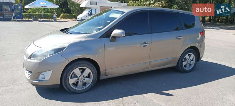 Мінівен Renault Grand Scenic 2011 в Одесі фото 9 Мінівен Renault Grand Scenic 2011 в Одесі
