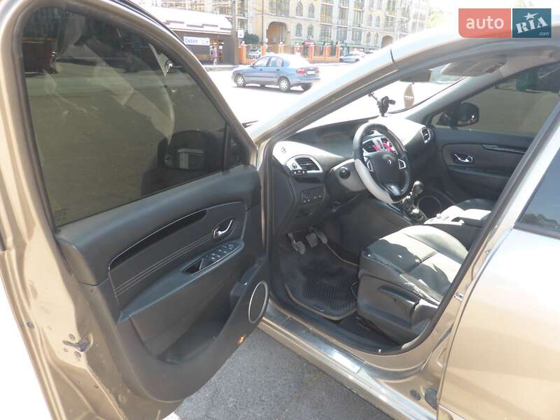 Мінівен Renault Grand Scenic 2011 в Одесі фото 21 Мінівен Renault Grand Scenic 2011 в Одесі
