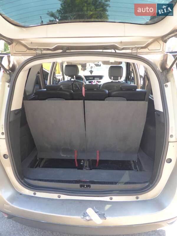Мінівен Renault Grand Scenic 2011 в Одесі фото 3 Мінівен Renault Grand Scenic 2011 в Одесі
