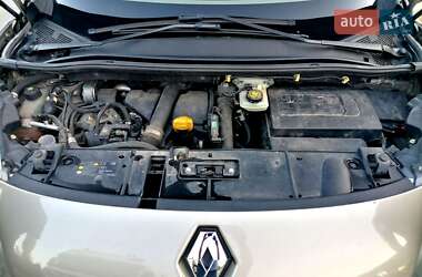 Минивэн Renault Grand Scenic 2011 в 