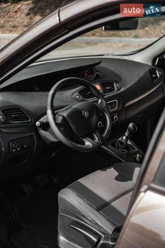 Мінівен Renault Grand Scenic 2010 в Бурштині