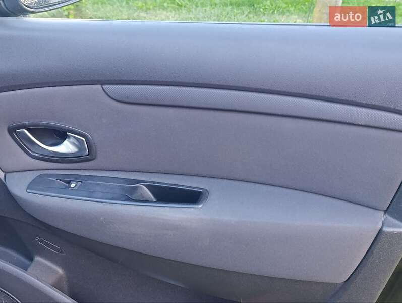 Минивэн Renault Grand Scenic 2009 в Калуше фото 15 Минивэн Renault Grand Scenic 2009 в Калуше