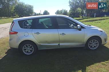 Мінівен Renault Grand Scenic 2009 в 