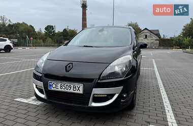 Минивэн Renault Grand Scenic 2010 в 