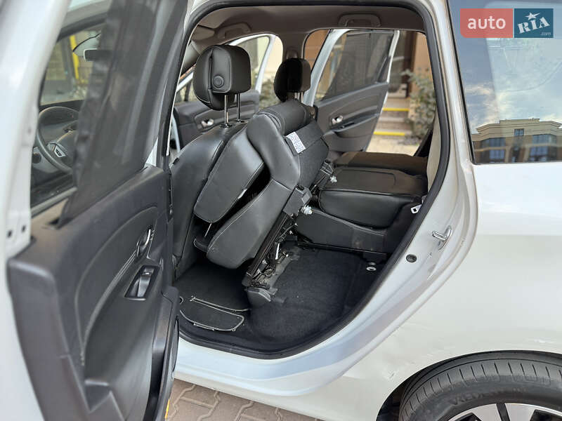 Минивэн Renault Grand Scenic 2011 в Киеве