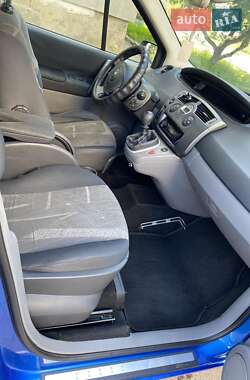 Минивэн Renault Grand Scenic 2005 в 