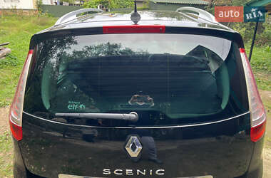 Мінівен Renault Grand Scenic 2013 в  фото 4 Мінівен Renault Grand Scenic 2013 в