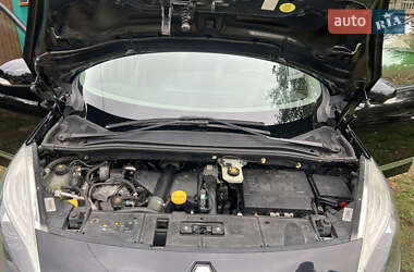 Мінівен Renault Grand Scenic 2013 в  фото 33 Мінівен Renault Grand Scenic 2013 в