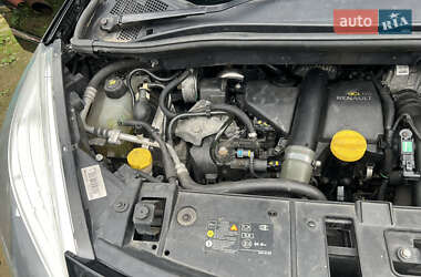 Мінівен Renault Grand Scenic 2013 в  фото 34 Мінівен Renault Grand Scenic 2013 в