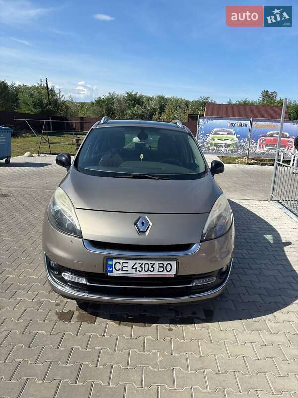 Renault Grand Scenic 2013