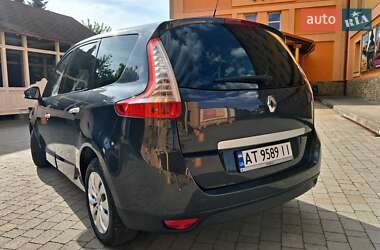 Минивэн Renault Grand Scenic 2010 в 