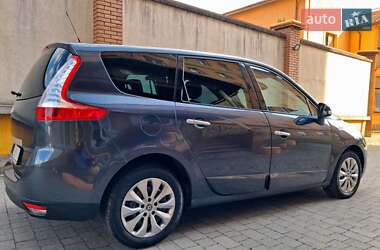 Минивэн Renault Grand Scenic 2010 в 