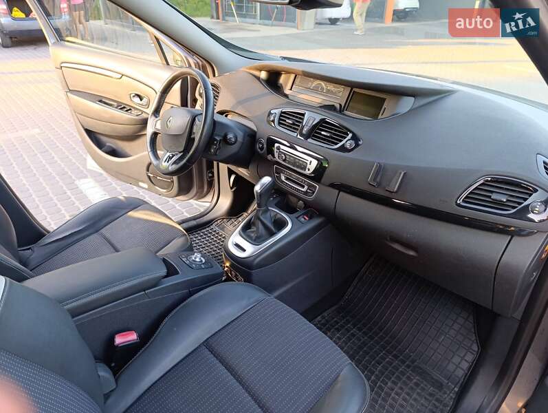 Минивэн Renault Grand Scenic 2014 в Каменском