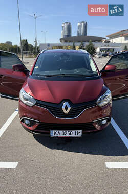 Минивэн Renault Grand Scenic 2017 в 