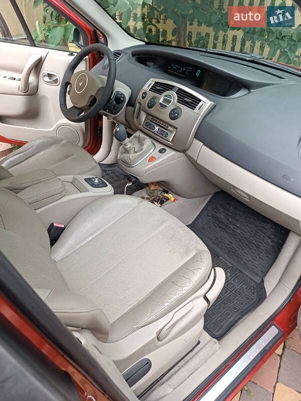 Мінівен Renault Grand Scenic 2007 в Рівному фото 12 Мінівен Renault Grand Scenic 2007 в Рівному