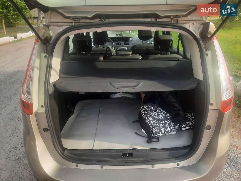 Минивэн Renault Grand Scenic 2012 в Кременчуге