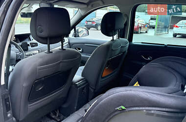 Минивэн Renault Grand Scenic 2010 в 