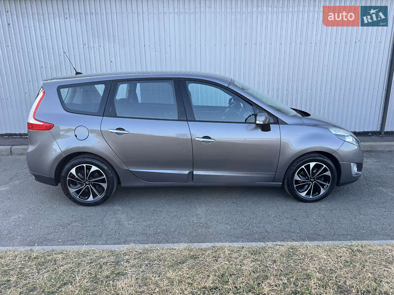Мінівен Renault Grand Scenic 2010 в Києві фото 45 Мінівен Renault Grand Scenic 2010 в Києві