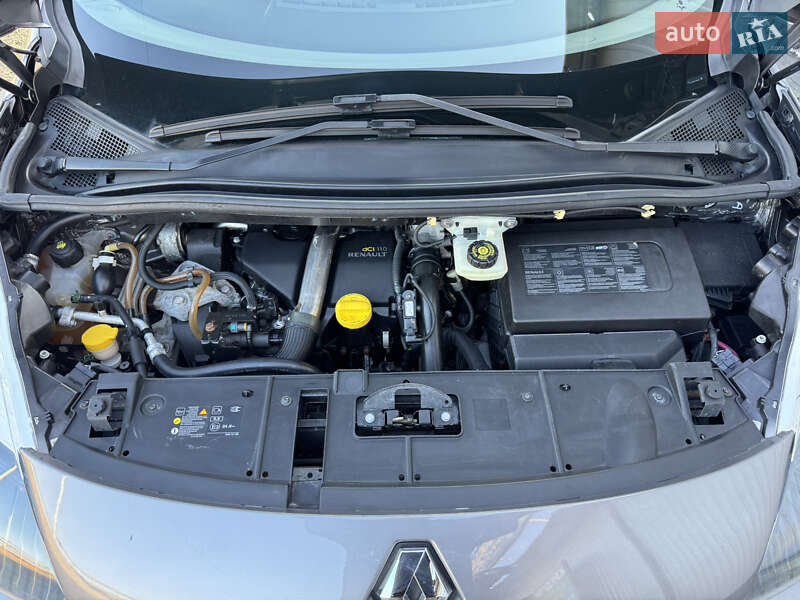 Мінівен Renault Grand Scenic 2010 в Києві фото 55 Мінівен Renault Grand Scenic 2010 в Києві