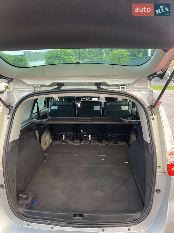 Мінівен Renault Grand Scenic 2011 в Луцьку