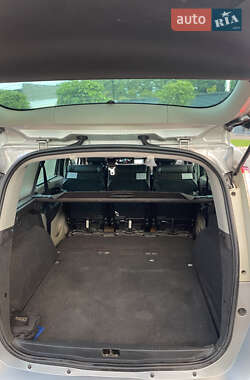 Минивэн Renault Grand Scenic 2011 в 