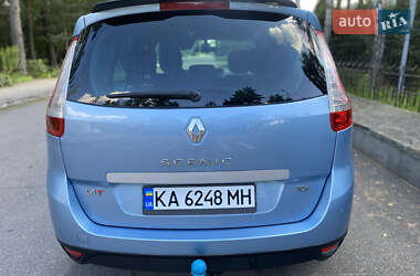 Минивэн Renault Grand Scenic 2010 в 