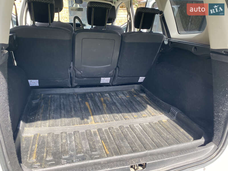 Мінівен Renault Grand Scenic 2011 в Луцьку фото 19 Мінівен Renault Grand Scenic 2011 в Луцьку