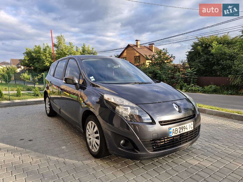 Renault Grand Scenic 2010