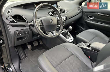 Минивэн Renault Grand Scenic 2014 в 