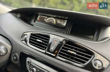 Минивэн Renault Grand Scenic 2014 в 