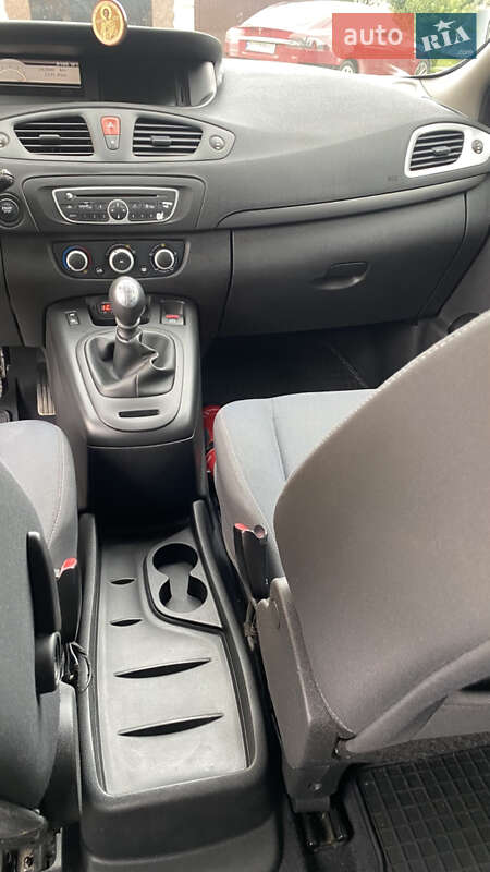 Минивэн Renault Grand Scenic 2009 в Львове фото 14 Минивэн Renault Grand Scenic 2009 в Львове