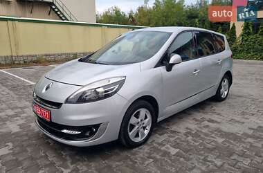 Минивэн Renault Grand Scenic 2012 в 