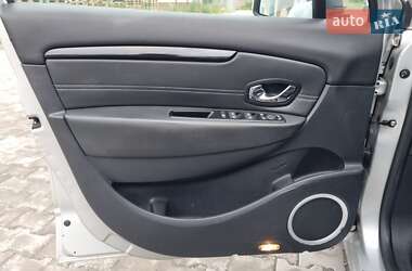 Минивэн Renault Grand Scenic 2012 в 
