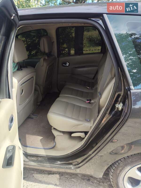 Минивэн Renault Grand Scenic 2005 в Баре