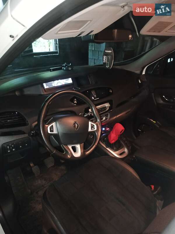 Минивэн Renault Grand Scenic 2013 в Каневе фото 10 Минивэн Renault Grand Scenic 2013 в Каневе