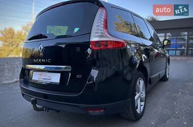 Минивэн Renault Grand Scenic 2012 в 