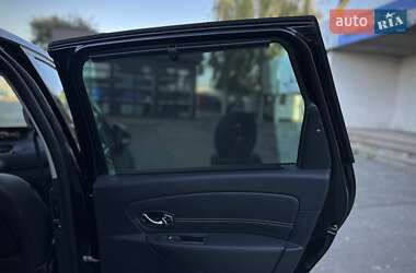 Минивэн Renault Grand Scenic 2012 в 