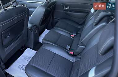 Минивэн Renault Grand Scenic 2012 в 