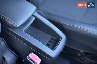 Минивэн Renault Grand Scenic 2012 в 