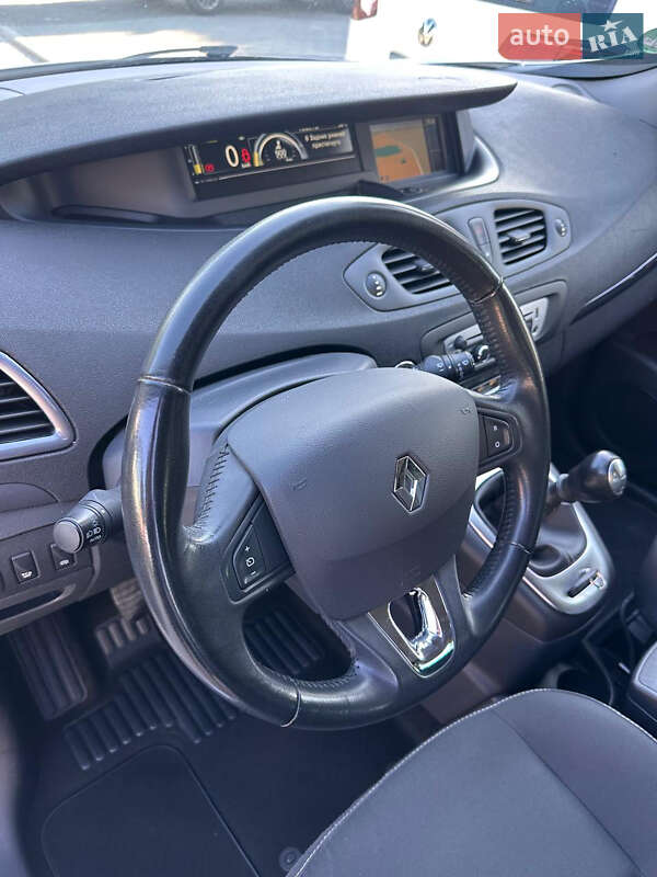 Минивэн Renault Grand Scenic 2015 в Умани фото 31 Минивэн Renault Grand Scenic 2015 в Умани