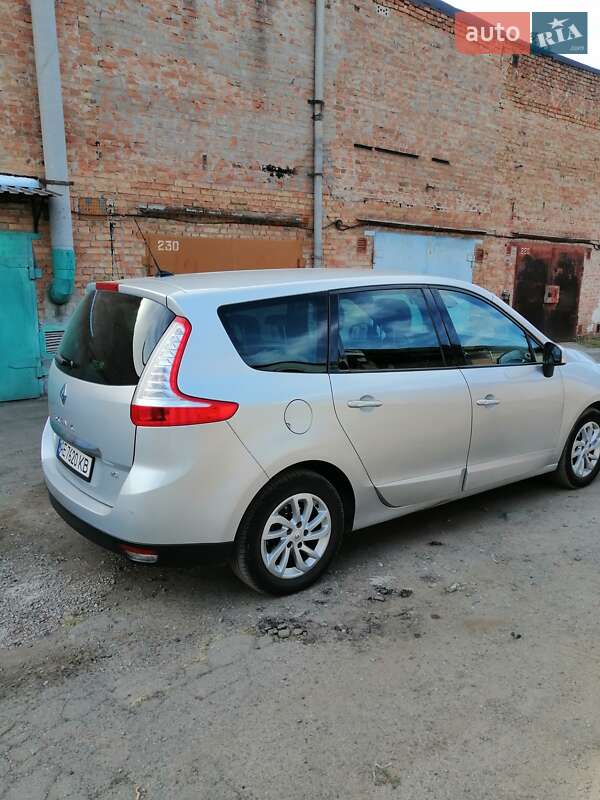 Мінівен Renault Grand Scenic 2014 в Кривому Розі фото 26 Мінівен Renault Grand Scenic 2014 в Кривому Розі