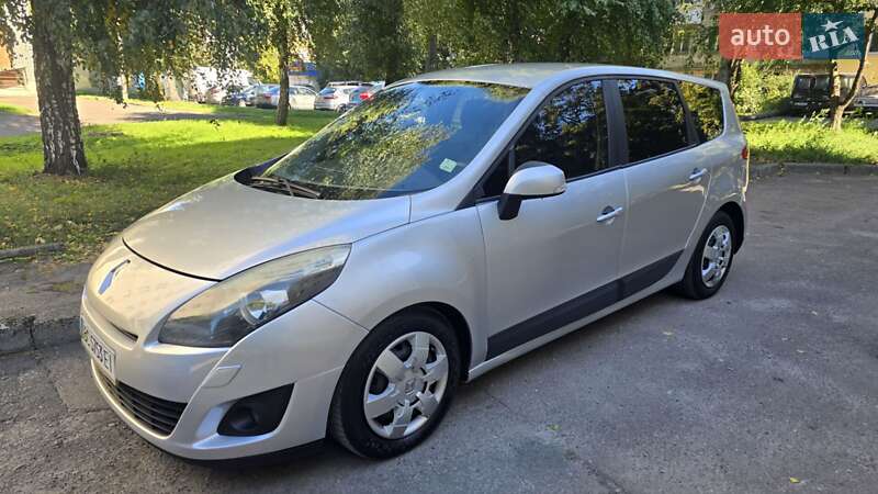 Мінівен Renault Grand Scenic 2010 в Львові фото 5 Мінівен Renault Grand Scenic 2010 в Львові